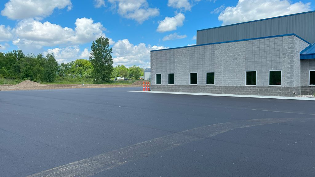 Lansing MI Commercial Asphalt Parking Lot Paving Contractor