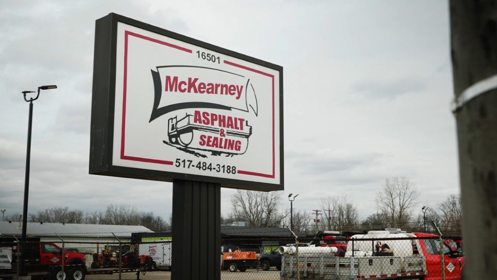 Lansing Mi Commercial Asphalt Parking Lot Sealcoating Contractor