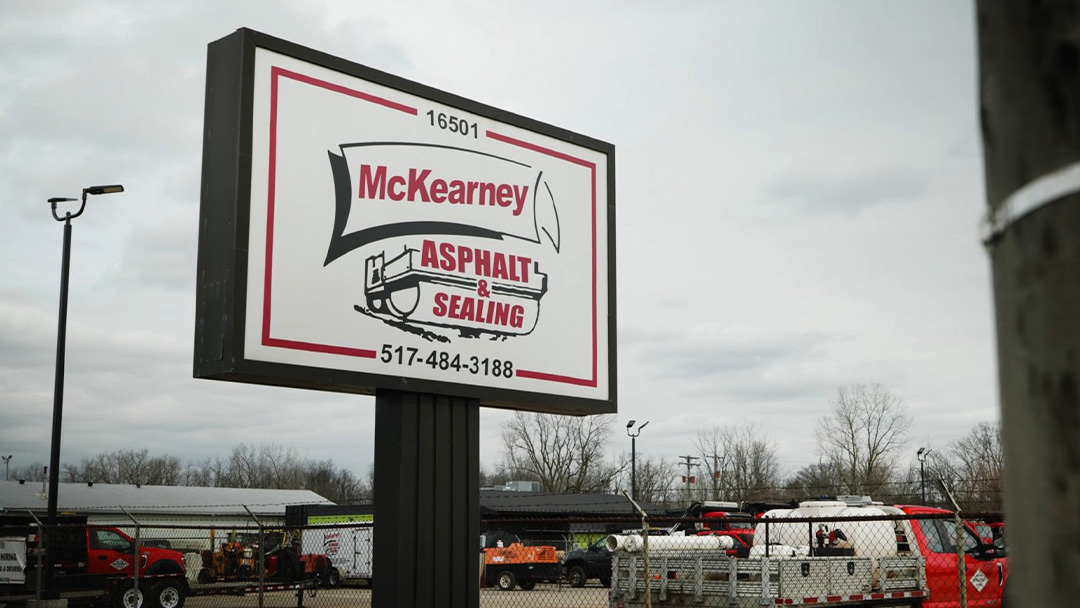 Lansing Mi Commercial Asphalt Parking Lot Sealcoating Contractor